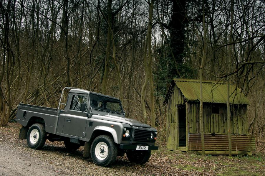  Land Rover Defender 2006 года  (фото 85 из 227)